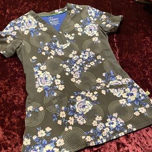 Premiere Healing Hands Scrub top, XS 💞